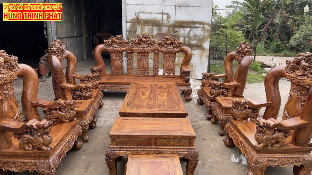 BÀN GHẾ GỖ CẨM LAI TAY 20 CHẠM NGHÊ 11 MÓN