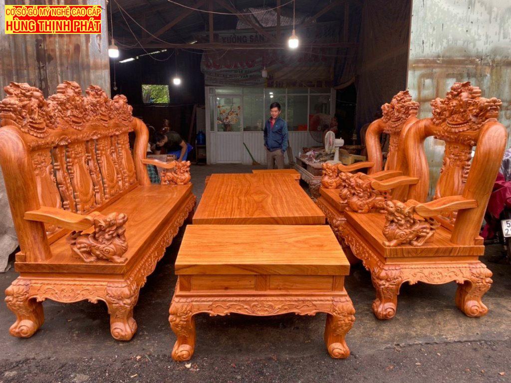 BÀN GHẾ PHÒNG KHÁCH GỖ GÕ ĐỎ TAY 16 ĐỤC NGHÊ